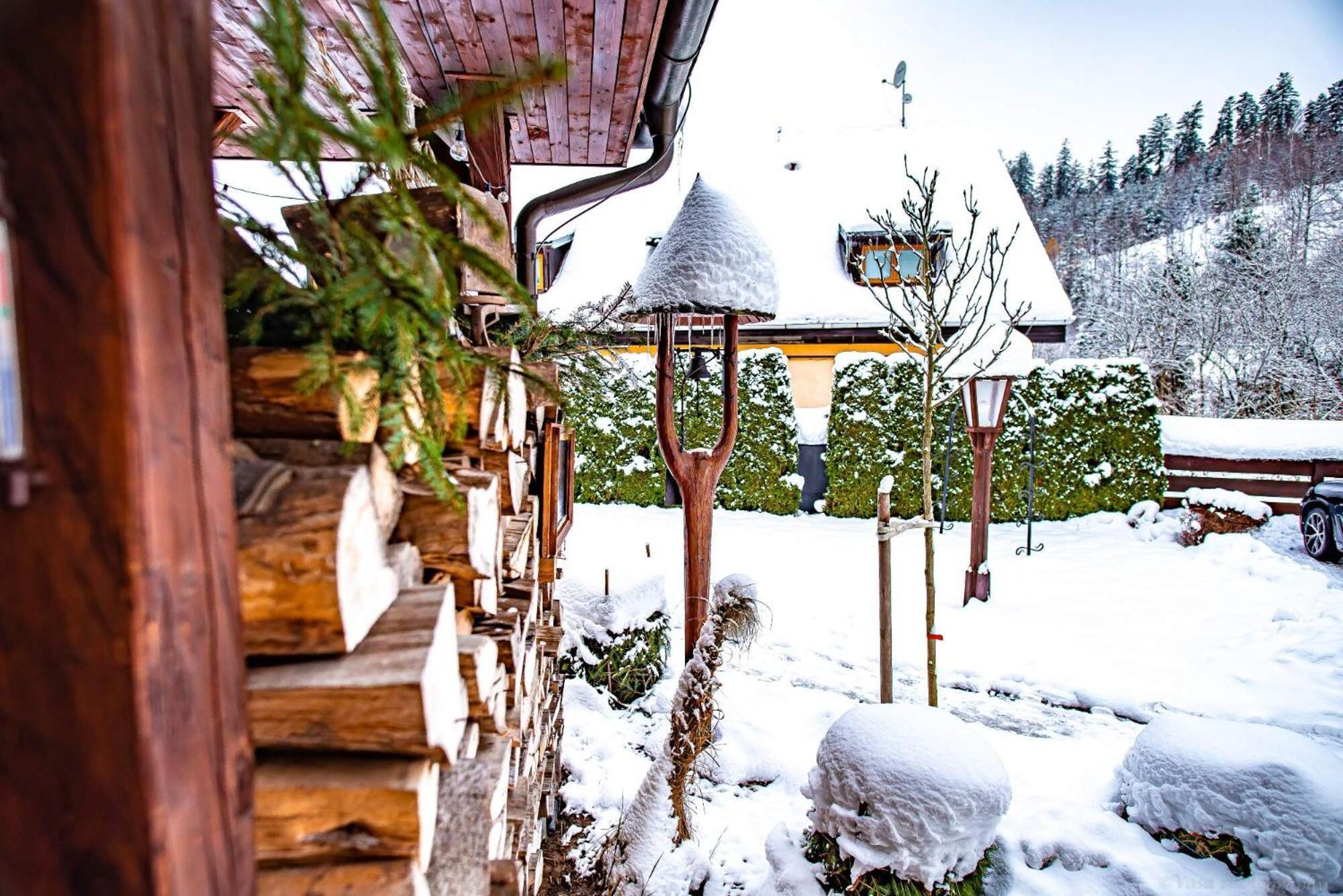 Penzion A Restaurace Stare Casy Horní Bečva Bagian luar foto